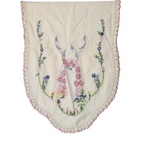 VINTAGE 1960's TABLE RUNNER FLOWER GARDEN EMBROIDERED DRESSER SCARF ESTATE MCM